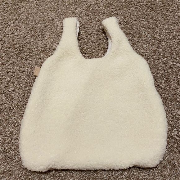 My Neighbor Totoro Sherpa Fluffy Tote Bag - Picture 10 of 10